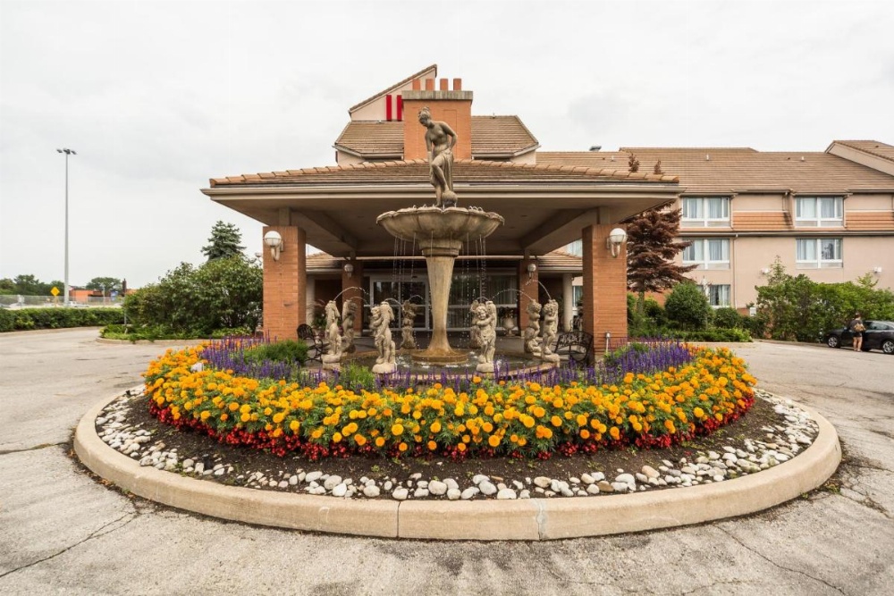 Monte Carlo Inns Oakville Suites Image 23